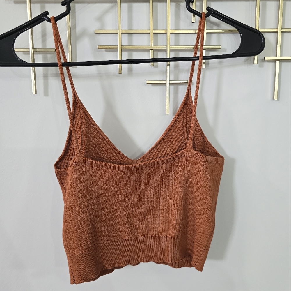 Rust Ribbed Knit Crop Top - Picture 2 of 3
